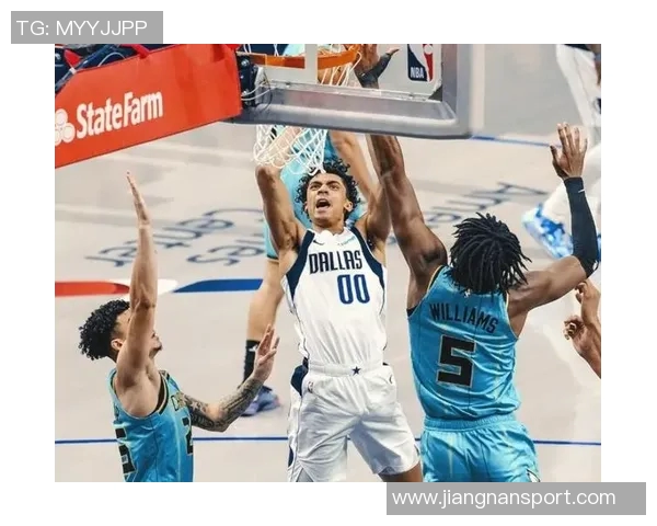 湖人引进克莱加福德黄蜂获得八村与其他球员三方交易构想解析 湖人引进克莱加福德黄蜂获得八村与其他球员三方交易构想解析