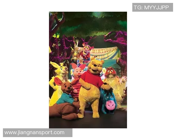 维尼修斯女友筹备万圣节派对曾引发分手危机的故事