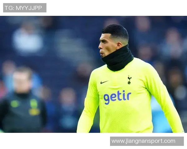 热刺边卫波罗赛后怒斥队友无视球迷行为引发众怒令人失望