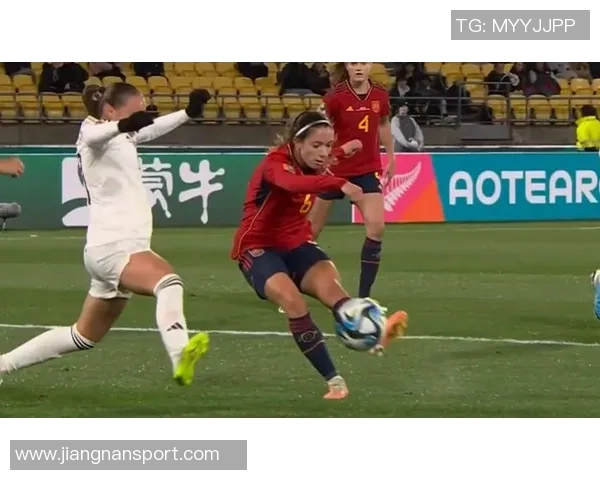 西班牙女足核心邦马蒂腓骨骨折将缺阵五个月影响球队战力