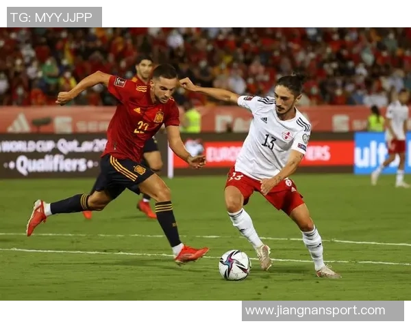 略伦特谈西班牙国家队战术明确性称踢球非常轻松 略伦特谈西班牙国家队战术明确性称踢球非常轻松