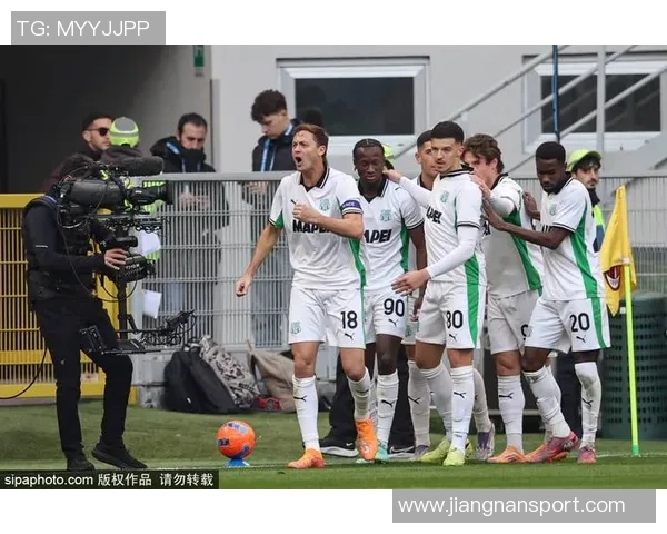 意媒批评米兰对萨索洛裁判表现不佳称其执法经验不足