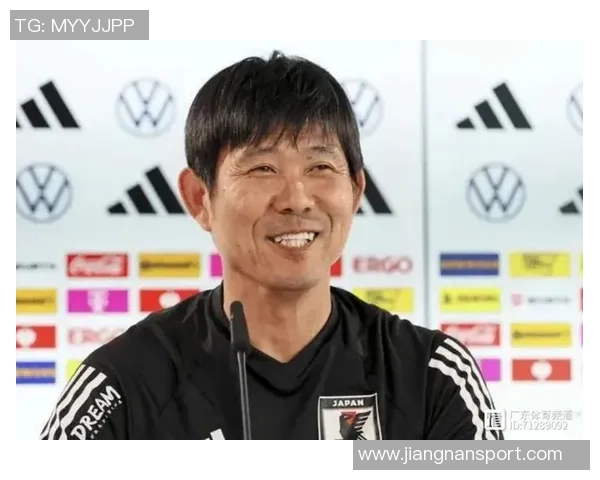 森保一赛后发布会长达47分钟向记者比心展现亲和力