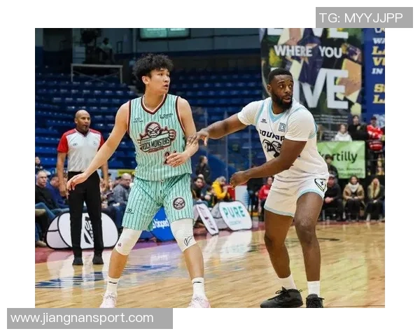 媒体人分析管子煜在加拿大联赛锻炼两年后将成为中国足球的尖刀选手