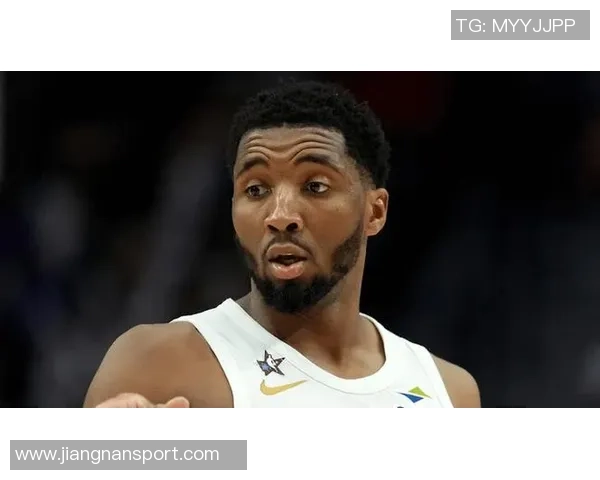 米切尔短暂出场表现平平18分钟内仅得7分助攻两次