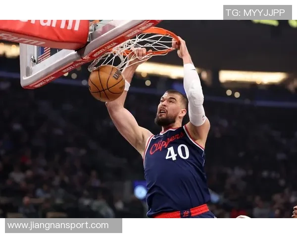 东契奇生涯第八次豪取45分10篮板5三分创历史新高超越哈登独享第一