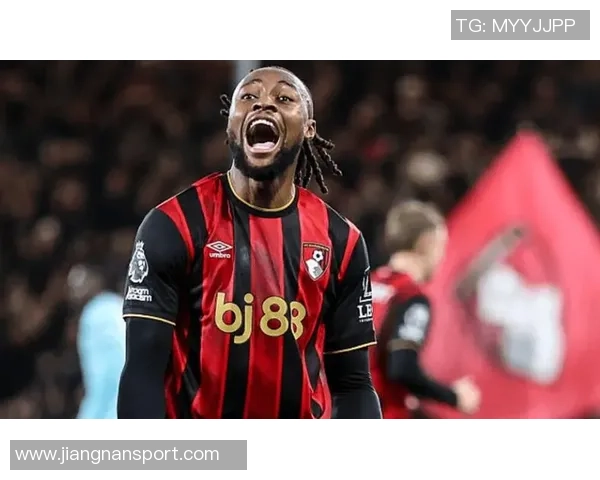 红军关注塞梅尼奥解约条款同时竞争签格伊面临皇萨仁挑战