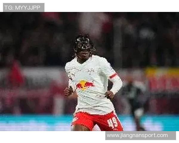 英媒报道曼联利物浦争抢扬迪奥曼德莱比锡标价接近1亿欧元 英媒报道曼联利物浦争抢扬迪奥曼德莱比锡标价接近1亿欧元